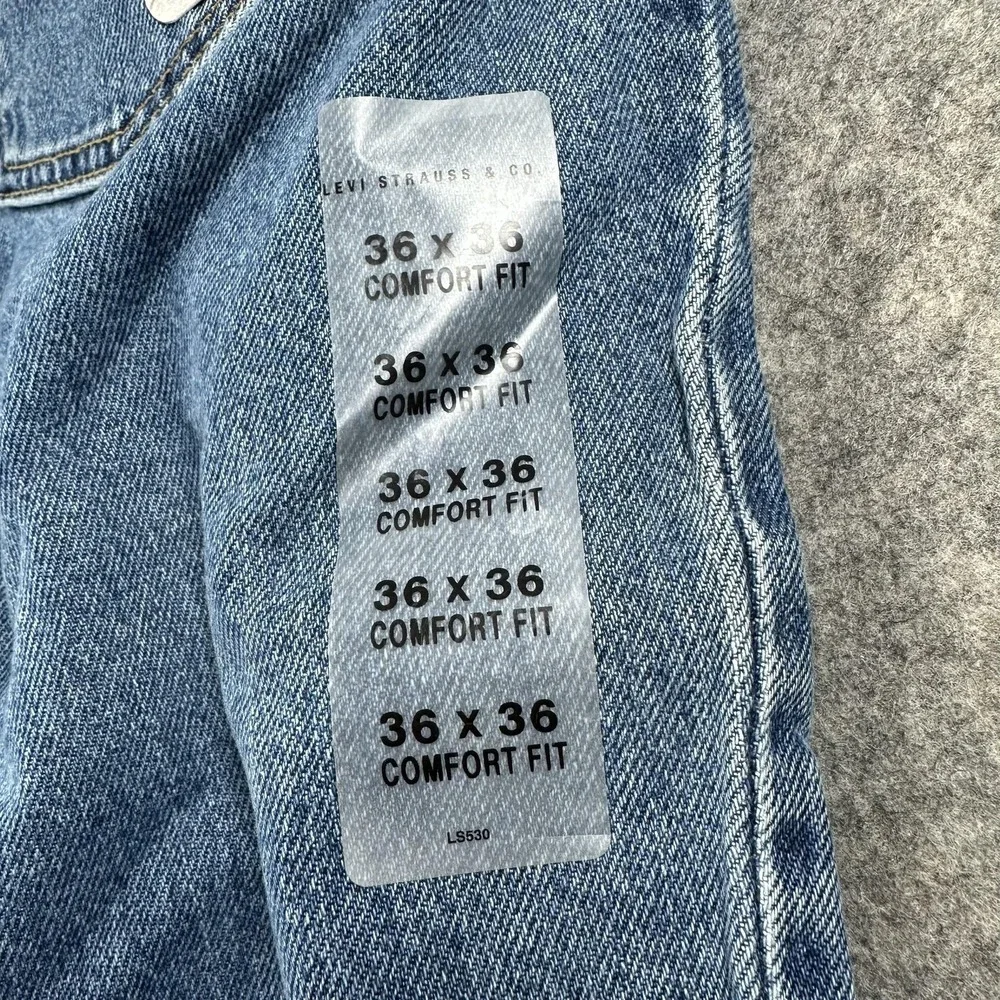 Vintage Levi's 560 Jeans Men 36x36 (Actual 35x34) Blue Denim Relaxed Tapered USA